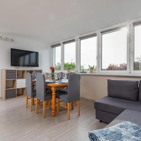 Marynarzy Okretow Pogranicza By Renters *